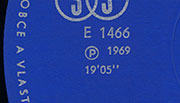 The Beatles - A COLLECTION OF BEATLES OLDIES (Supraphon 1 13 0599) – dark blue label, left fragments of the side 1 indicating matrix number, year of release and total running time