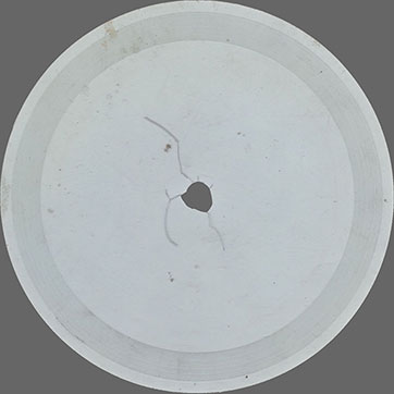 One-sided transparent flexible record with no images (back side) – односторонняя прозрачная гибкая пластинка без изображений (оборотная сторона)