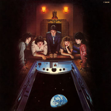 Wings - Back to the Egg (F 666.998) – cover, front side