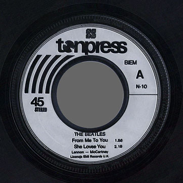 THE BEATLES 2EP set (Tonpress N-10/11) – silver injection moulded label (var. 1) of EP 1, side A