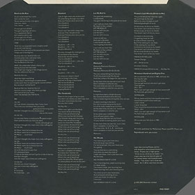 Original UK version of BAND ON THE RUN LP by Apple – color inner sleeve, back side