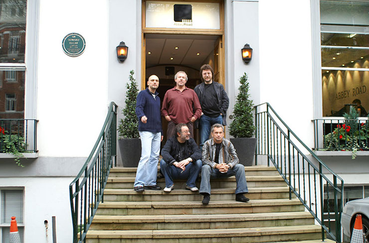 Машина времени – Time Machine (Sintez Records [Синтез рекордс] SRLP 00001) − группа Машина времени на ступеньках у входа в студию Abbey Road