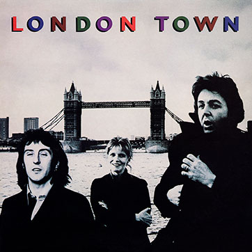 Paul McCartney and Wings - LONDON TOWN (Parlophone PAS 10012) – cover, front side
